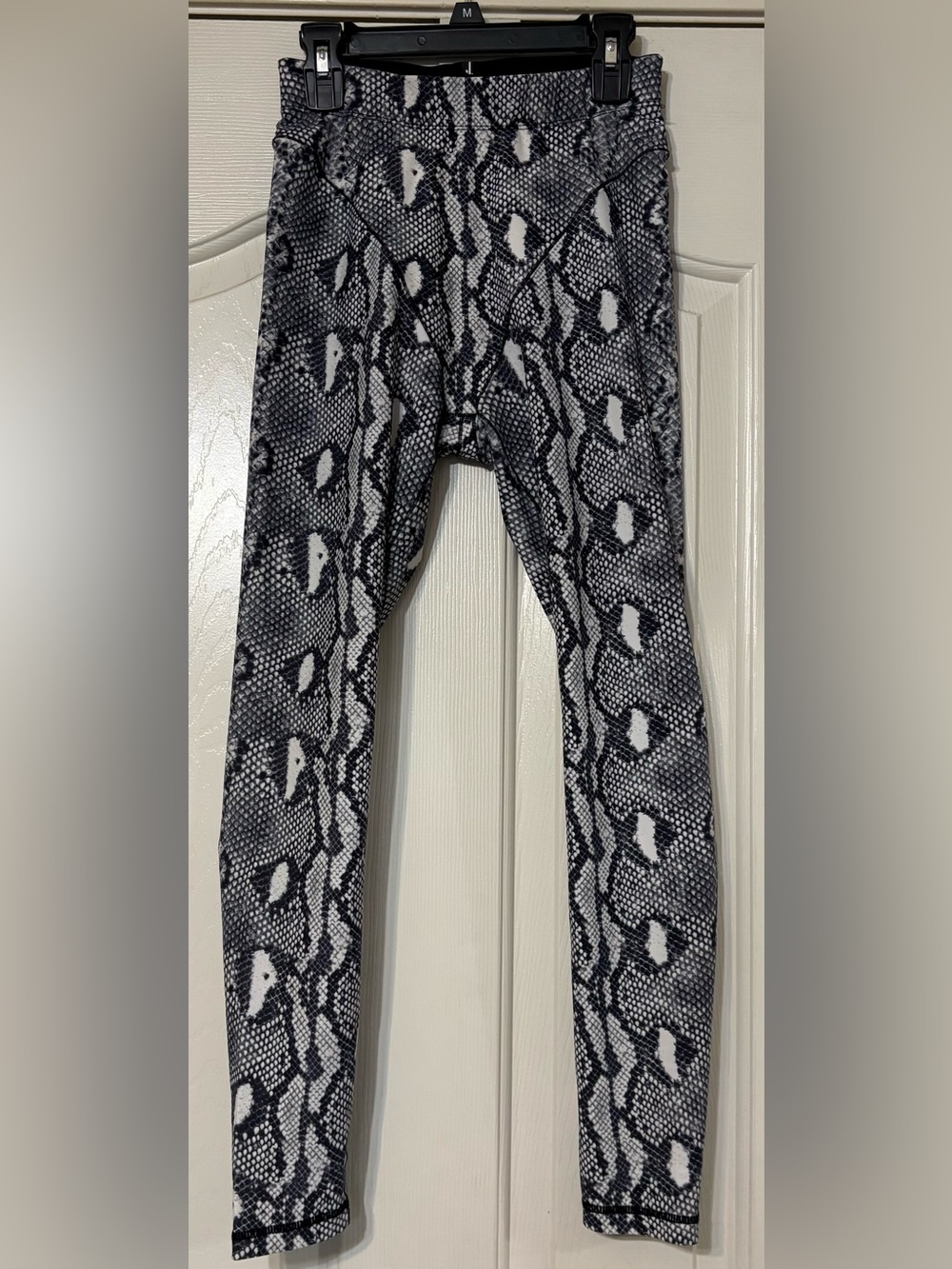 Adam Selman Sport Cropped Snake Print Top & Legging athletic Set Sz Small - Picture 4 of 8